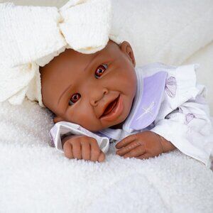 18.5in Full Silicone Reborn tan Baby Girl Dolls Lifelike 6.8LB Weighted Doll